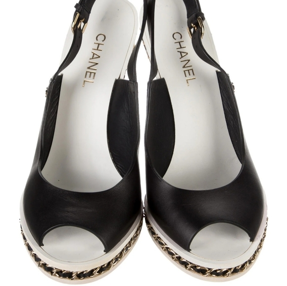 Chanel Slingback - Picture 1 of 8